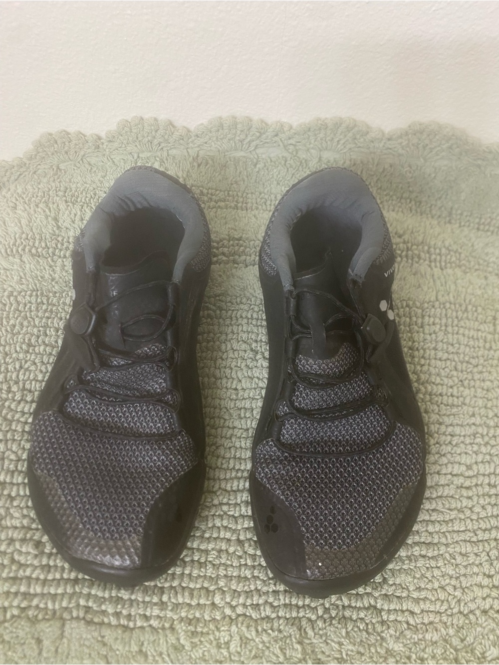 Vivo Barefoot Black Women’s Primus Trail